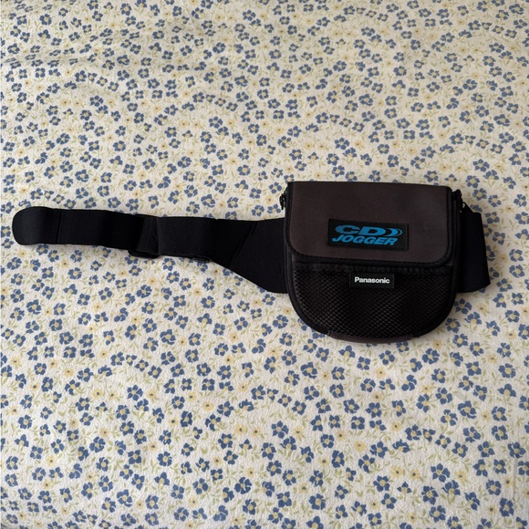 Panasonic CD Jogger - Picture 2 of 12